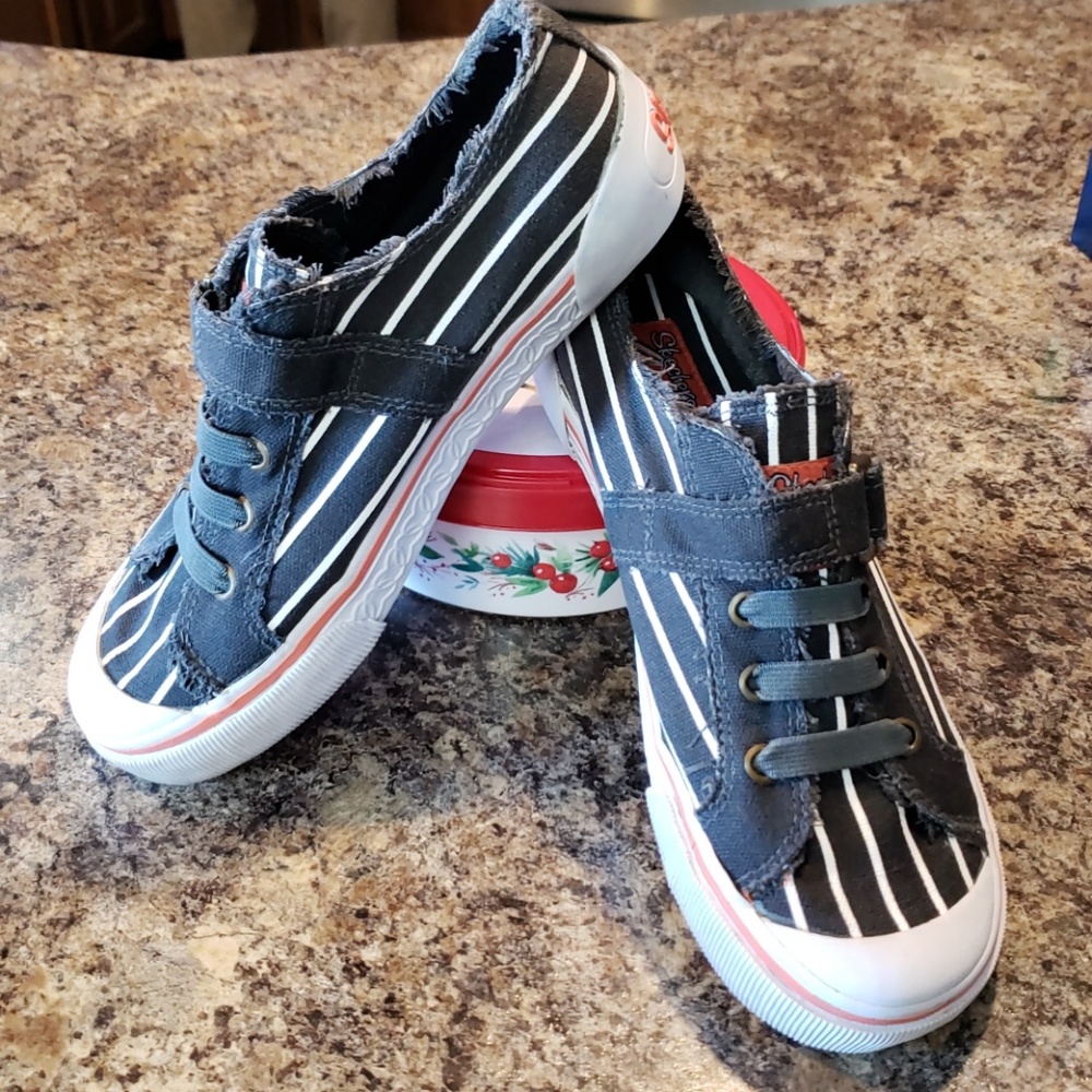 Sketchers cali